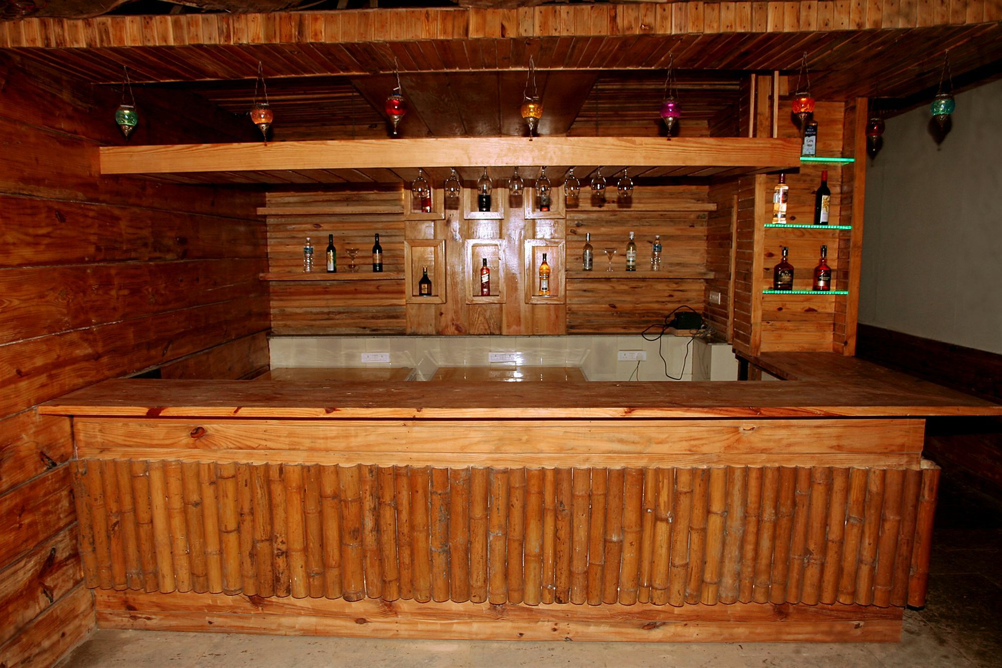 Morjim Holiday Beach Resort Экстерьер фото